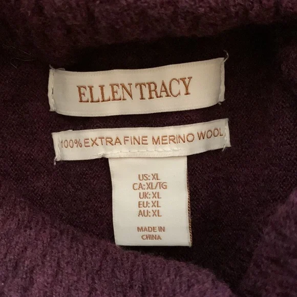 Merino Wool Plum Turtleneck Sweater - Picture 5 of 6